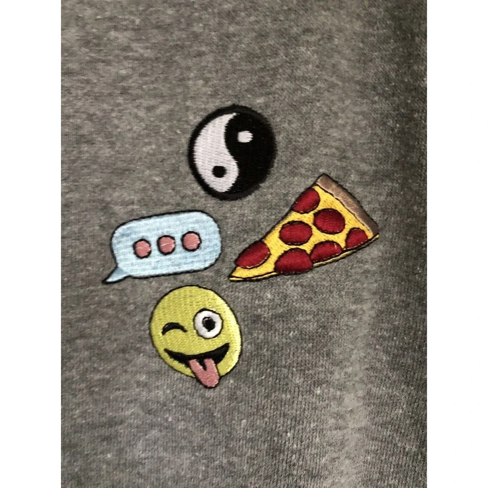 Zumiez Womans Gray Emoji Cropped Hoodie by A. Lab Ying-Yang Winking Pizza Size L - Picture 3 of 5